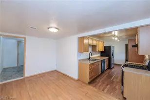 12286 Eaton Blvd, Grafton, OH 44044 - Photo 16