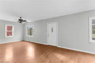 3267 Bell Wick Rd, Hubbard, OH 44425 - Photo 10
