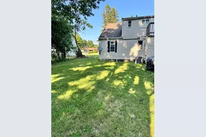 5696 Columbia Drive, Huber Heights, OH 44146 - Photo 14