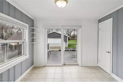 2230 Cooledge Avenue, Akron, OH 44305 - Photo 18