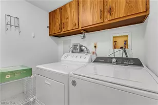 22954 Maple Ridge Rd, North Olmsted, OH 44070 - Photo 32