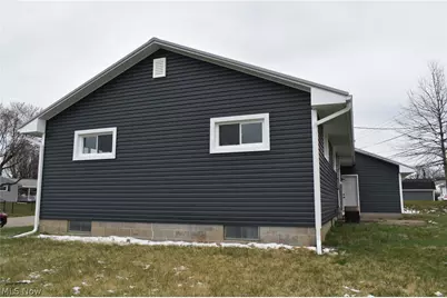 1213 Sleepy Hollow Drive, Coshocton, OH 43812 - Photo 6