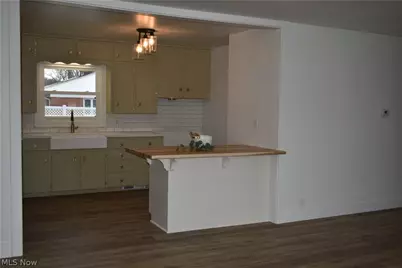 1213 Sleepy Hollow Drive, Coshocton, OH 43812 - Photo 10