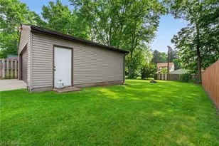 1745 14th St, Cuyahoga Falls, OH 44223 - Photo 14