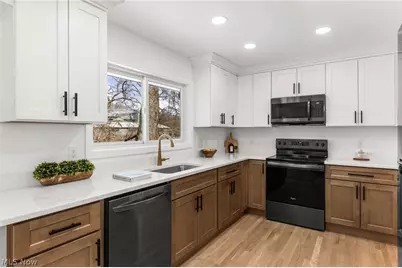 6486 Charles Road, North Olmsted, OH 44070 - Photo 12