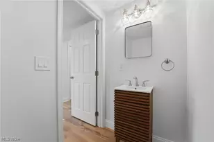 13829 Carlton St, Burton, OH 44021 - Photo 22