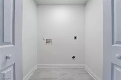 13829 Carlton Street, Burton, OH 44021 - Photo 24