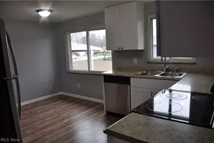 539 Royer Ave NW, North Canton, OH 44720 - Photo 16