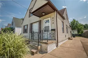 870 E Archwood Ave, Akron, OH 44306 - Photo 2