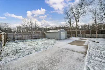 27711 Southern Avenue, North Olmsted, OH 44070 - Photo 26