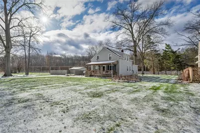 27711 Southern Avenue, North Olmsted, OH 44070 - Photo 2