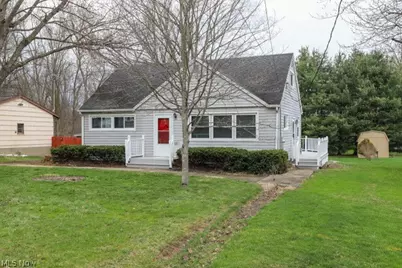 726 Artesian Avenue, Newton Falls, OH 44444 - Photo 2