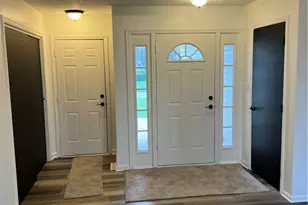 805 Johnny K, Hubbard, OH 44425 - Photo 2