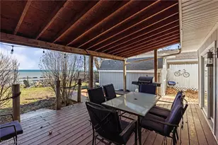 3708 Edgewater Dr, Vermilion, OH 44089 - Photo 38