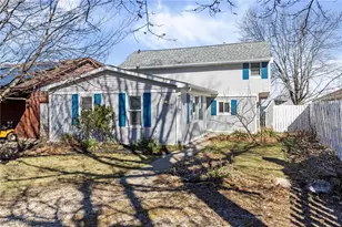 3708 Edgewater Dr, Vermilion, OH 44089 - Photo 2