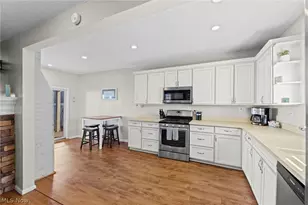 3708 Edgewater Dr, Vermilion, OH 44089 - Photo 10