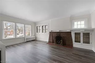 2010 E 226th St, Euclid, OH 44117 - Photo 4