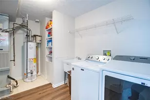 1127 Lake Meadow Ln, Brunswick, OH 44212 - Photo 20