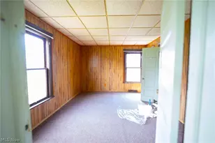 148 Oak St, Elyria, OH 44035 - Photo 18