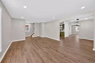 16811 Invermere Ave, Loveland, OH 44128 - Photo 18