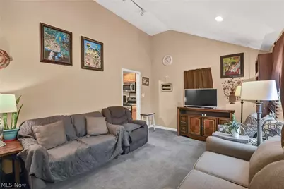 12820 Longmead Avenue, Loveland, OH 44135 - Photo 4