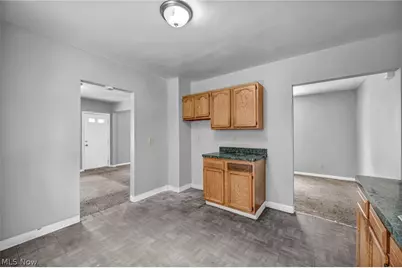 12805 Parkhill Avenue, Loveland, OH 44120 - Photo 20