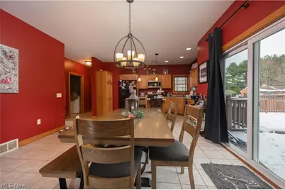 806 Forrest Ridge Drive, Dover, OH 44622 - Photo 14