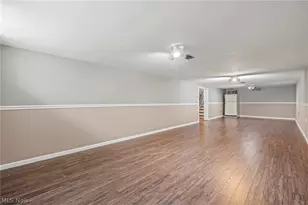13257 Whitney Rd, Strongsville, OH 44136 - Photo 24