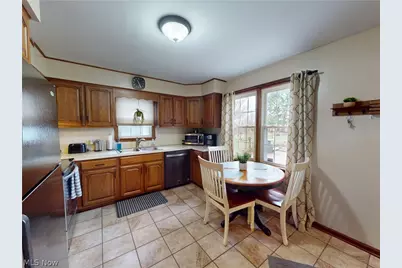 1405 35th Street NW, Canton, OH 44709 - Photo 4