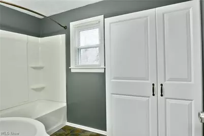 4950 Myrtle Avenue NW, Warren, OH 44483 - Photo 32