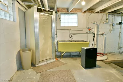 4950 Myrtle Avenue NW, Warren, OH 44483 - Photo 48