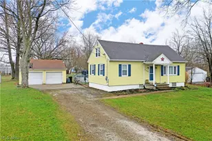 4950 Myrtle Ave NW, Warren, OH 44483 - Photo 2