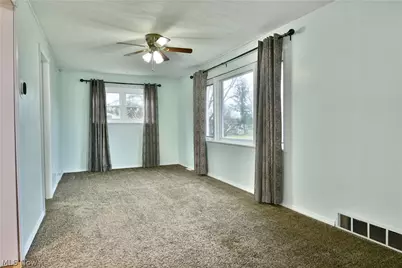 4950 Myrtle Avenue NW, Warren, OH 44483 - Photo 14