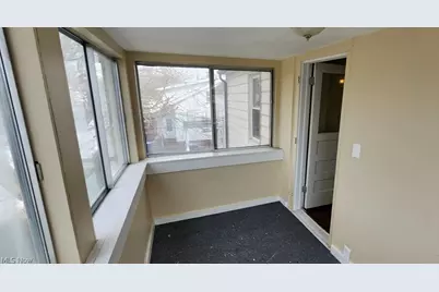 3599 Grosvenor Road, Cleveland Heights, OH 44118 - Photo 18