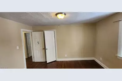 3599 Grosvenor Road, Cleveland Heights, OH 44118 - Photo 12