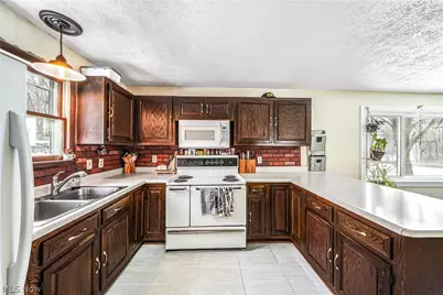 8511 Freedom Road, Windham, OH 44288 - Photo 8