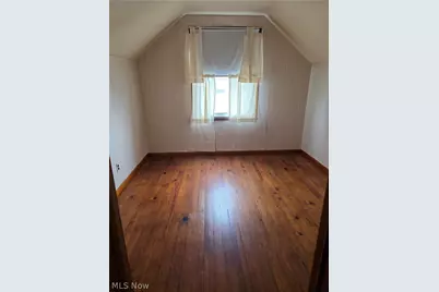 15513 Walvern Boulevard, Maple Heights, OH 44137 - Photo 20