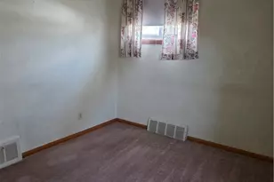 15513 Walvern Blvd, Maple Heights, OH 44137 - Photo 14