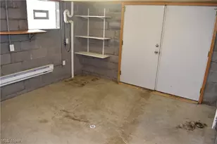 196 Maple Ave, St Clairsville, OH 43950 - Photo 22