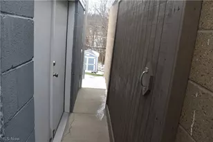 196 Maple Ave, St Clairsville, OH 43950 - Photo 28