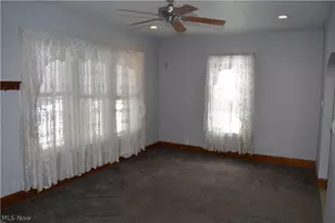 196 Maple Ave, St Clairsville, OH 43950 - Photo 6