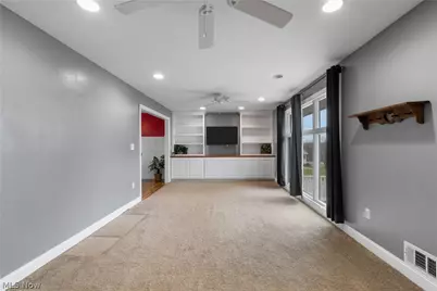 366 Lansing Road, Akron, OH 44312 - Photo 4