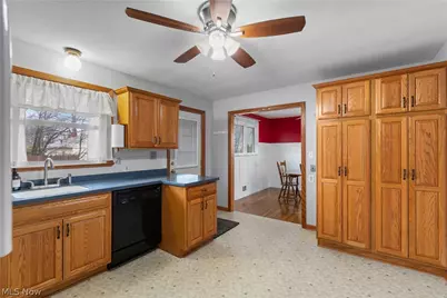 366 Lansing Road, Akron, OH 44312 - Photo 10