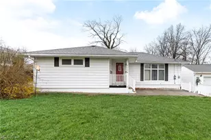 366 Lansing Rd, Akron, OH 44312 - Photo 2