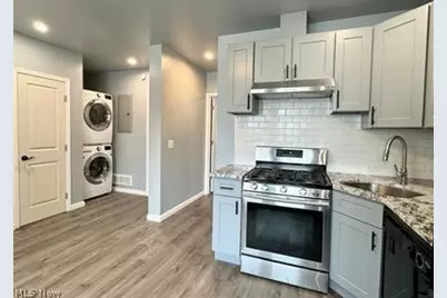 1615 E 47th Street, Loveland, OH 44103 - Photo 2