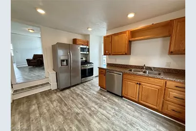 1884 E 120th Street, Loveland, OH 44106 - Photo 2
