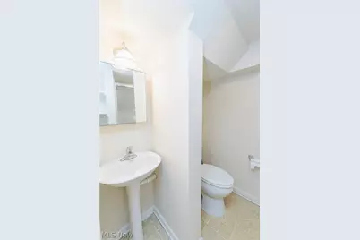 4037 Monticello Boulevard, Cleveland Heights, OH 44121 - Photo 36