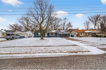390 Ridgefield Avenue, Boardman, OH 44512 - Photo 2