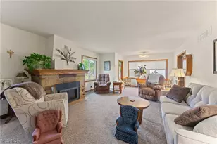 57 Belle Vista Ave, Hubbard, OH 44425 - Photo 12