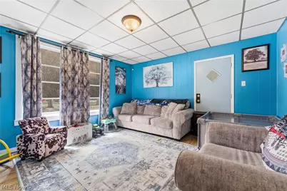 125 E Indiana Avenue, Sebring, OH 44672 - Photo 4